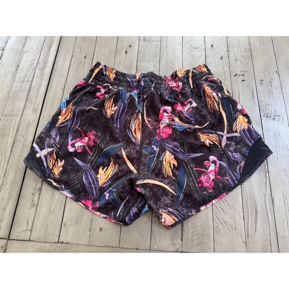 Lululemon Hotty Hot High-Rise Lined Short 4" Veiled Floral Black Multi Size 8 - Picture 4 of 4
